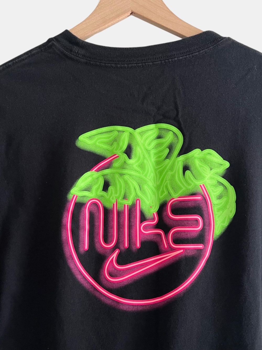 Nike Tee Men’s Large Black Neon Miami Graphic T-Shirt Pink Green Logo Streetwear